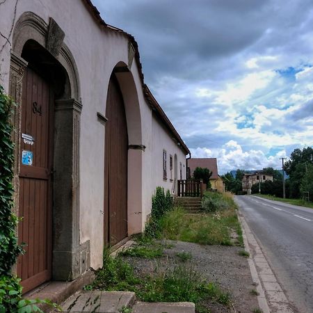 Apartmany V Broumovskem Statku Екстериор снимка
