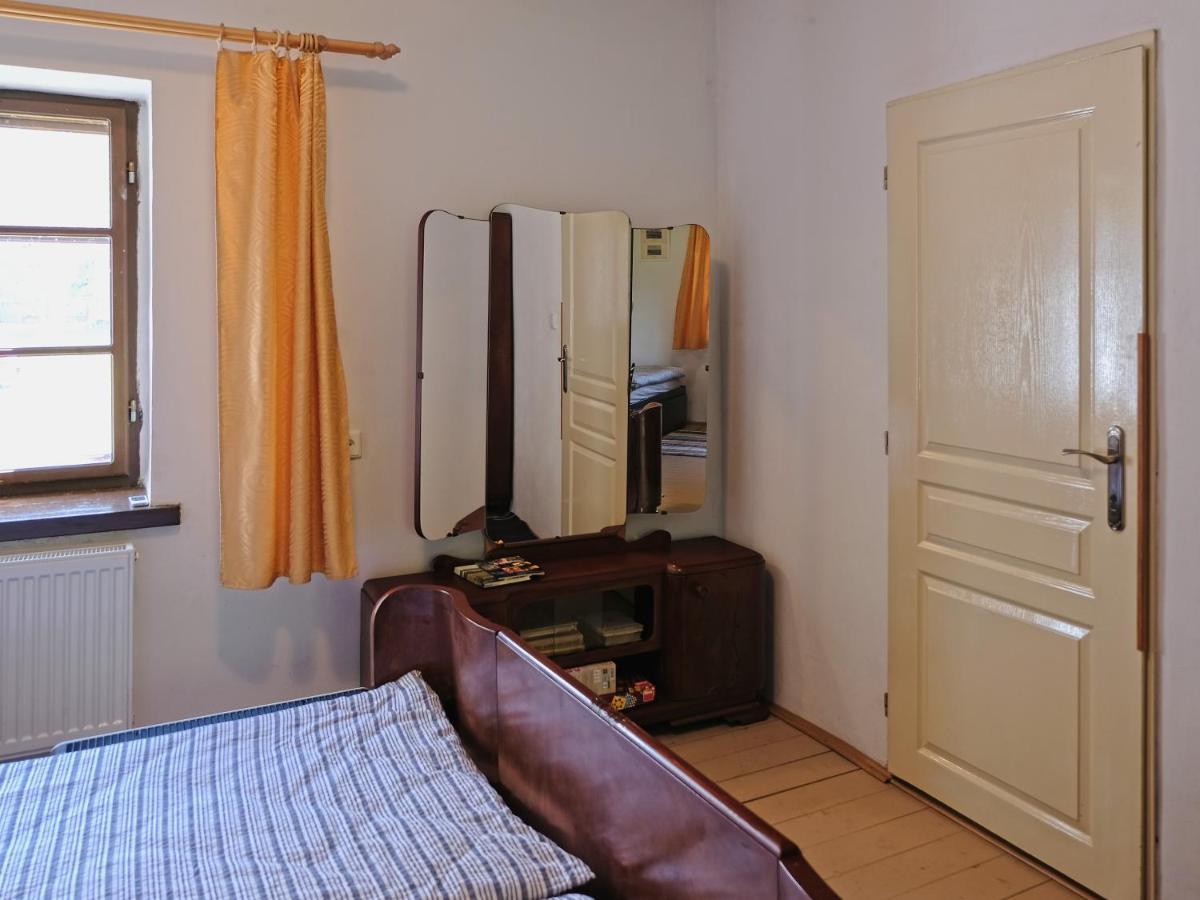 Apartmany V Broumovskem Statku Екстериор снимка