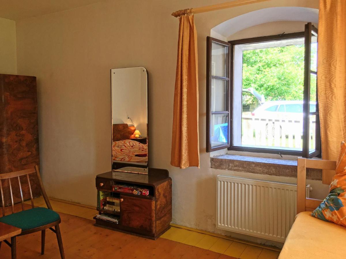 Apartmany V Broumovskem Statku Екстериор снимка